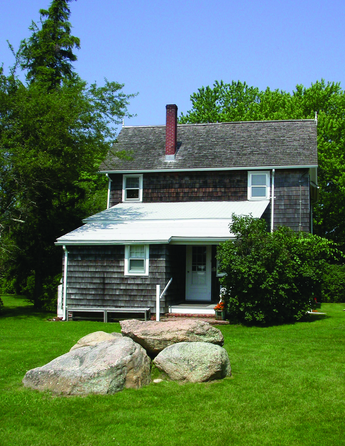 Back view of the house. Back view of the house.