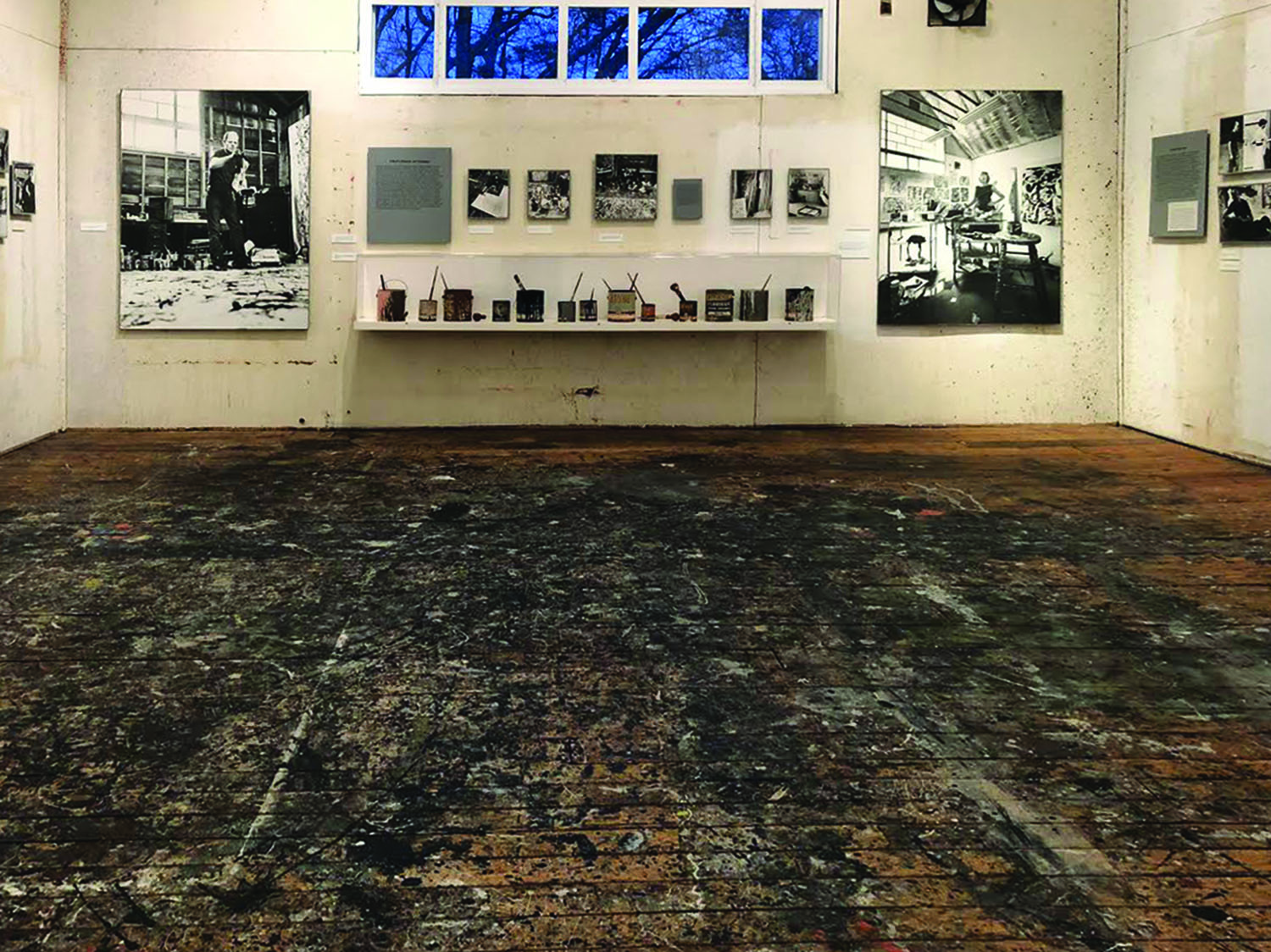 Interior of the barn studio. Interior of the barn studio.